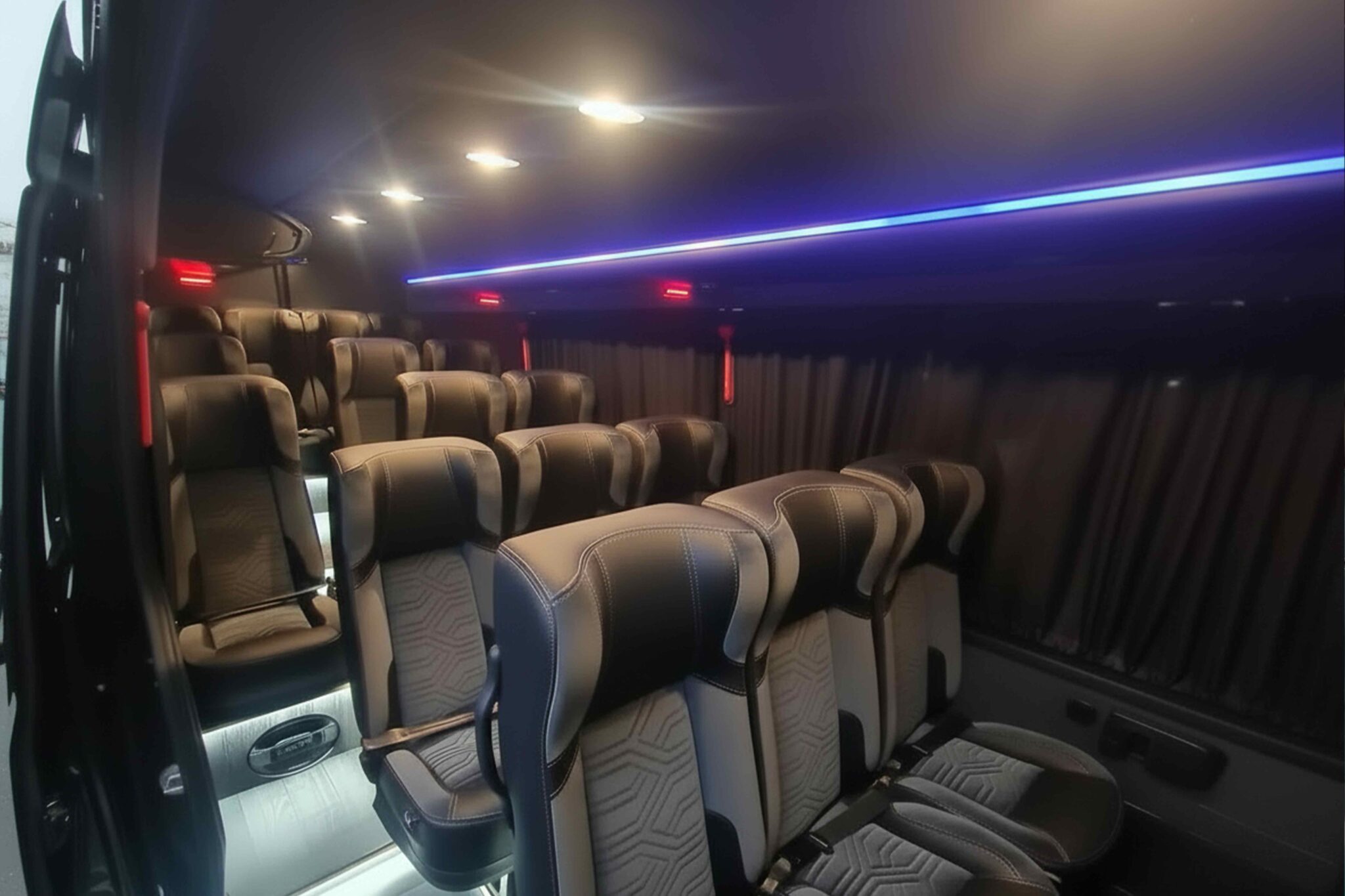 INTERIOR---MOTORISTA